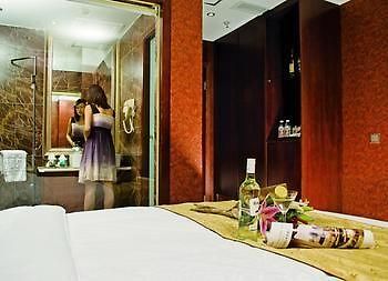 Chengdu Care U Well Hotel Jinjiang  ภายนอก รูปภาพ